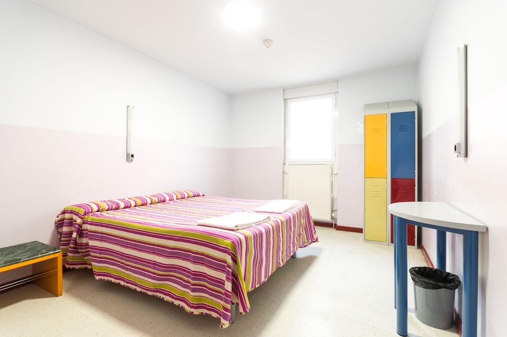 Hostal Welcome Madrid Dış mekan fotoğraf