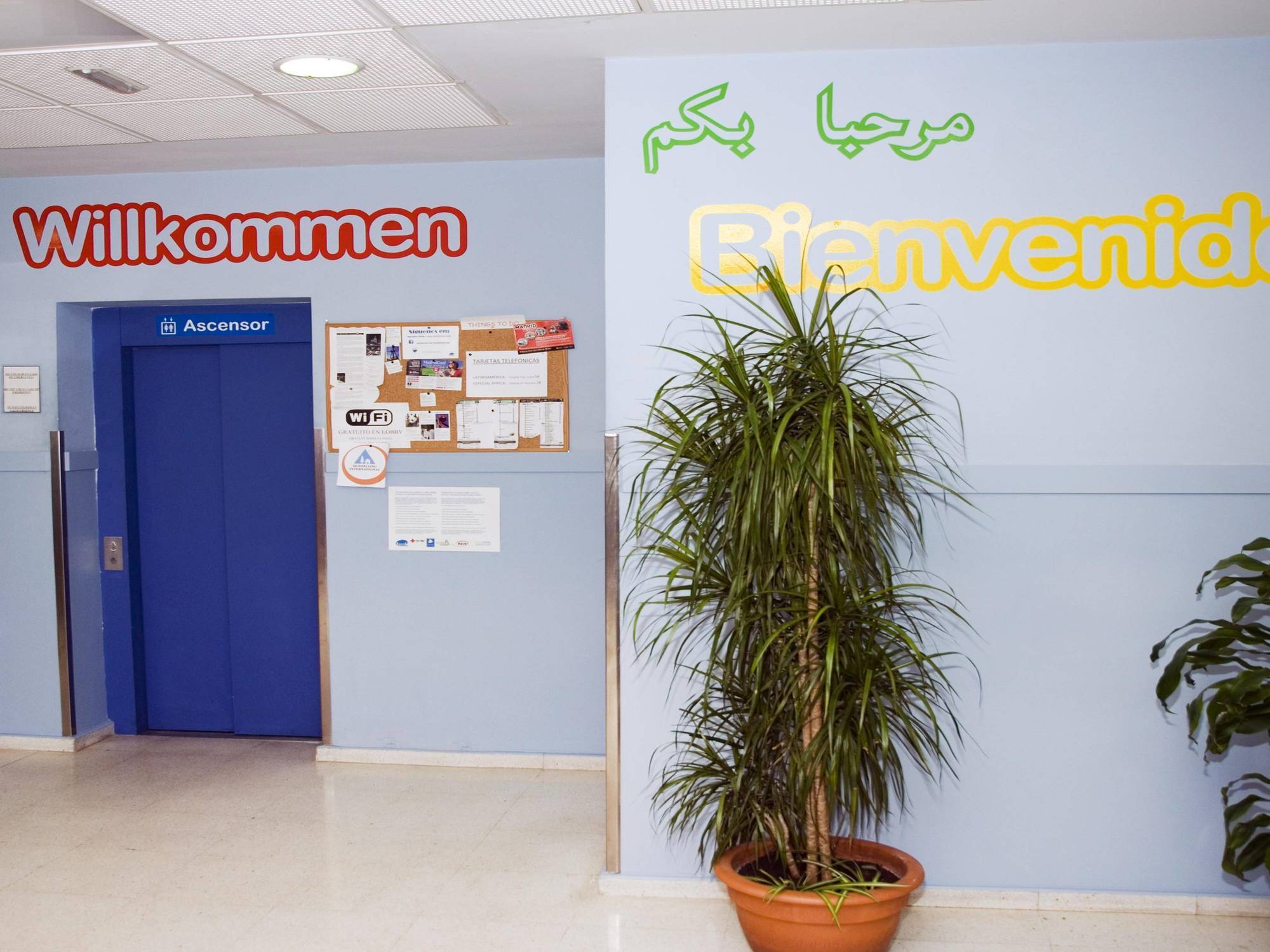 Hostal Welcome Madrid Dış mekan fotoğraf